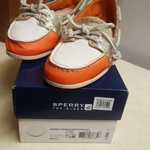 Sperry - Picture 3 of 3